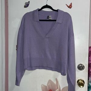 Lavender V Crewneck